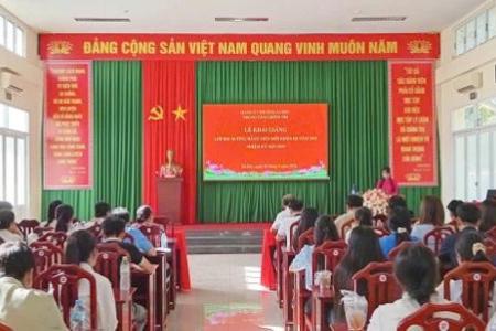 Trung tâm Chính trị phường Sa Đéc: Khai giảng lớp Bồi dưỡng Đảng viên mới khóa III năm 2026, nhiệm kỳ 2025-2030