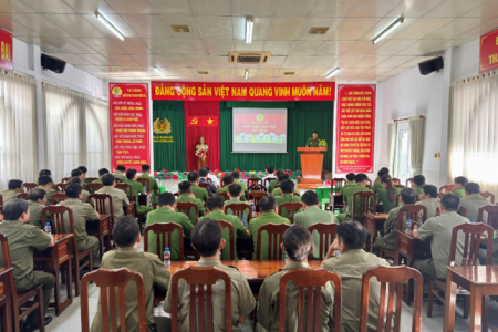 Đồng chí Nguyễn Văn Vũ Minh, Tỉnh ủy viên, Bí thư Đảng ủy Phường dự sơ kết công tác bảo đảm an ninh, trật tự 6 tháng đầu năm của Công an phường Sa Đéc